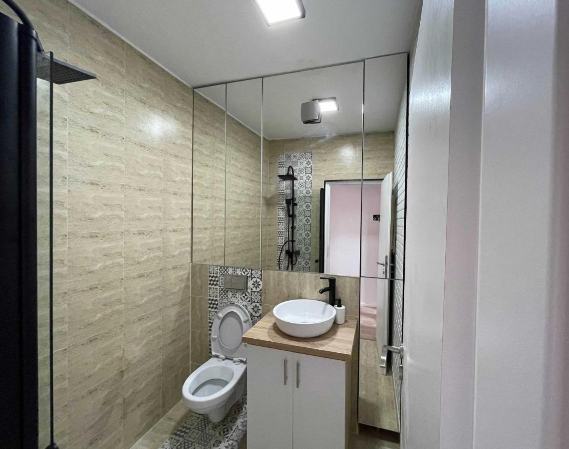 Oasis Luxury Apartment Near Presidential Palace Bukarest Exterior foto